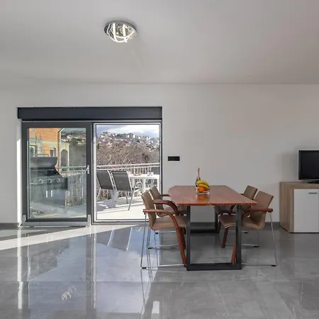 Tatil Evi Pool House Old Town - Happy *