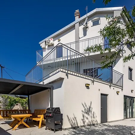 Holiday home Pool House Old Town - Happy Novi Vinodolski